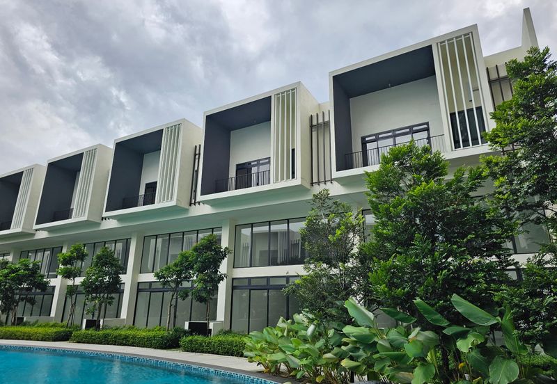 Alstonia Hilltop Homes