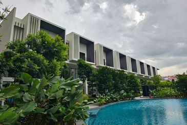 Alstonia Hilltop Homes