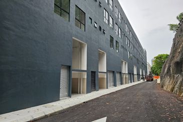 UC Square taman connaught cheras KL beside UCSI univercity