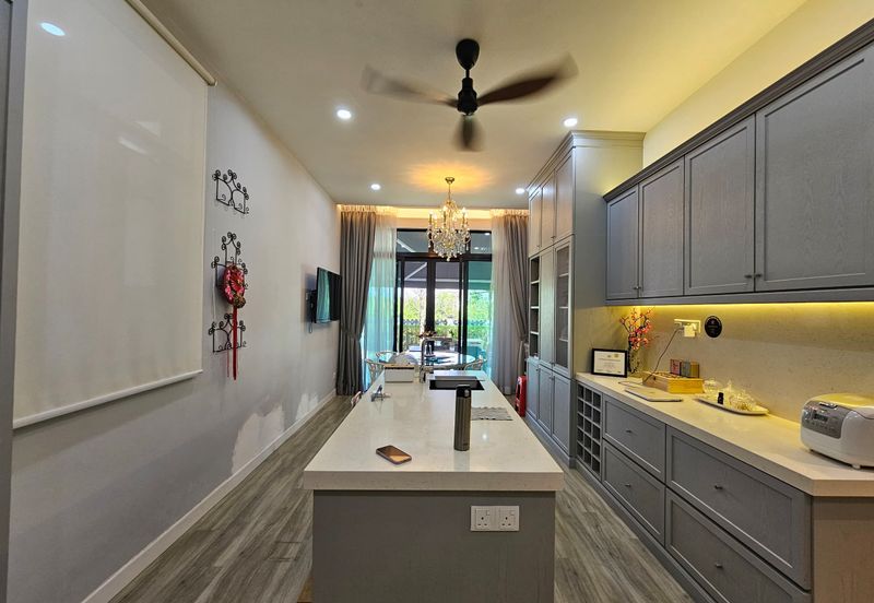 Tenderfields @ Eco Majestic