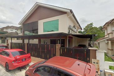 Taman Tasik Semenyih (Lake Residence)