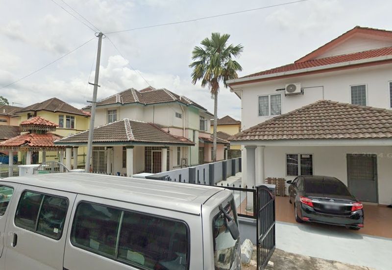 Taman Tasik Semenyih (Lake Residence)