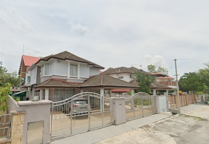 Taman Tasik Semenyih (Lake Residence)