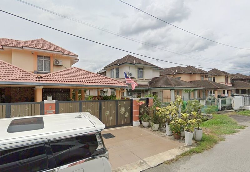 Taman Tasik Semenyih (Lake Residence)