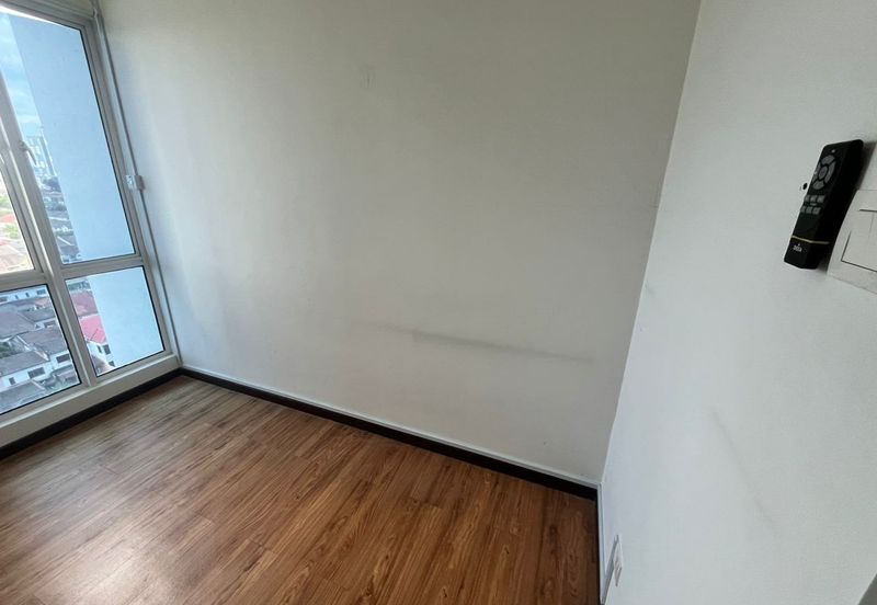 7 Tree Seven Residence