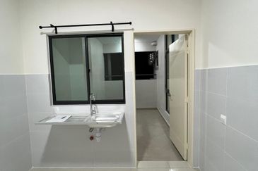 Brezza One Residency @ Brezza Hill