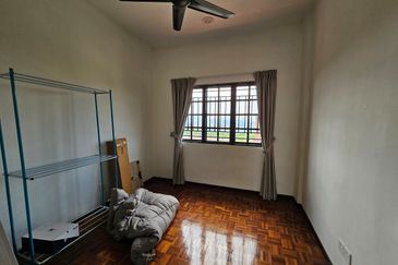 Excelsa Apartment, Taman Universiti Indah