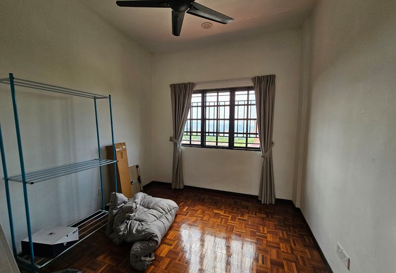 Excelsa Apartment, Taman Universiti Indah