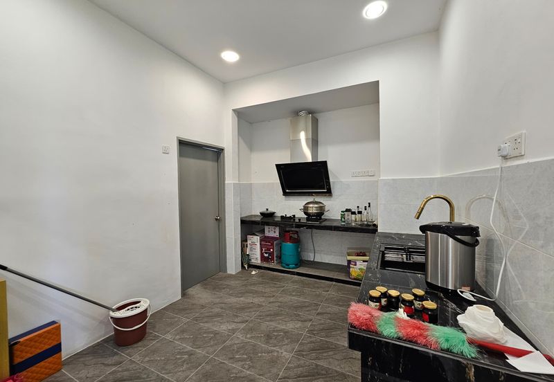 Excelsa Apartment, Taman Universiti Indah