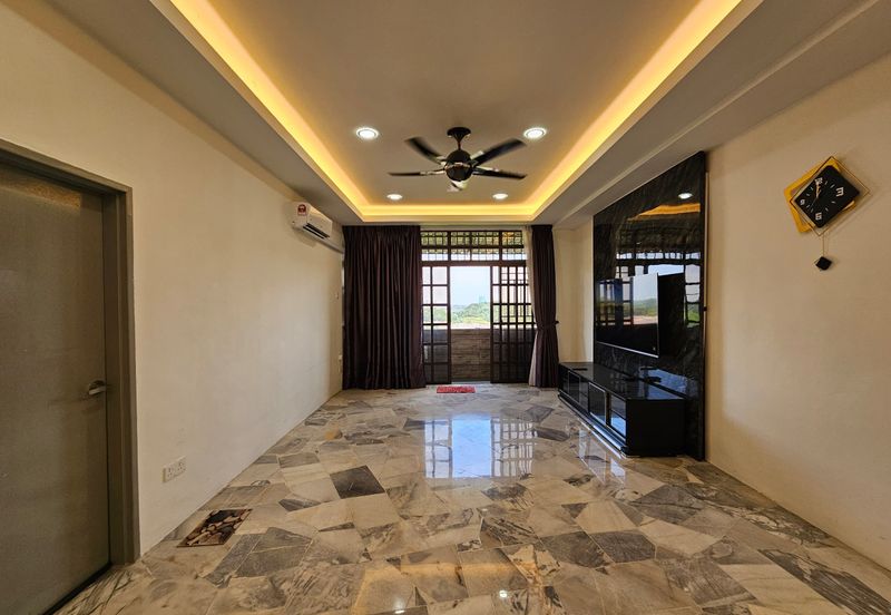 Excelsa Apartment, Taman Universiti Indah