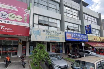 The Trillium @Lake Fields