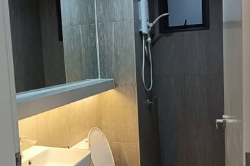 Savvy @ Riana Dutamas