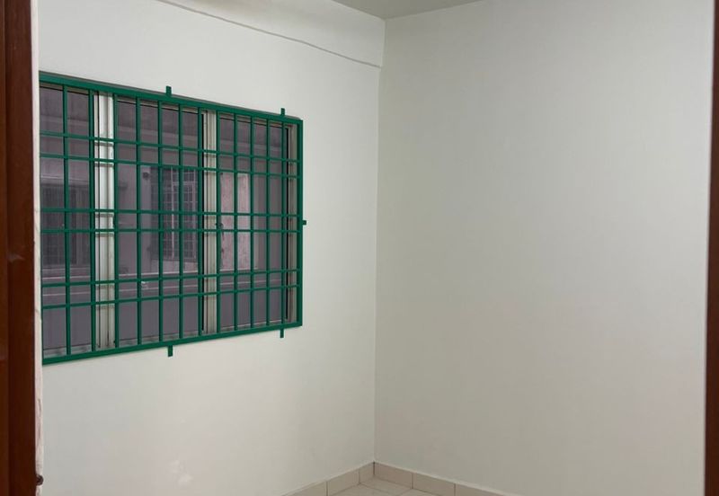 Pangsapuri Kiambang, Seri Kembangan