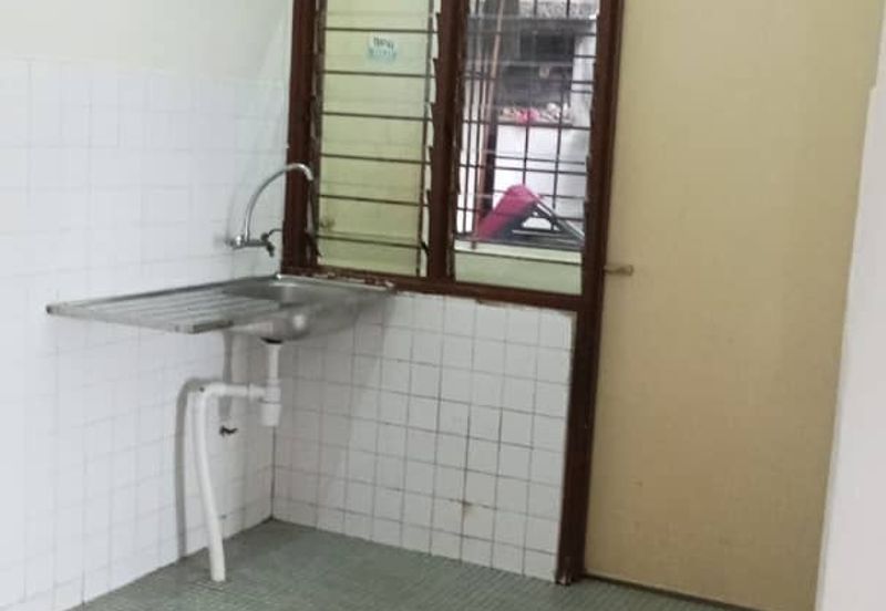 Medan bukit indah ampang shop apartment