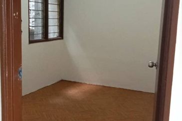 Medan bukit indah ampang shop apartment