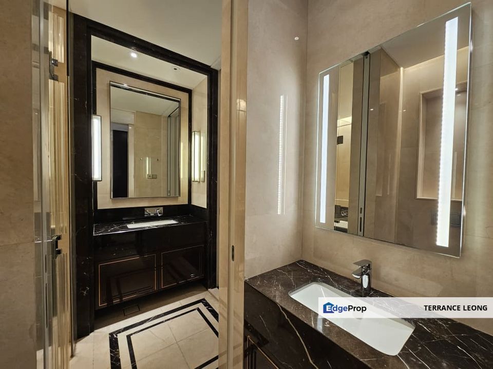 Pavilion suites KL bukit bitnang fully furnish, Kuala Lumpur, KL City