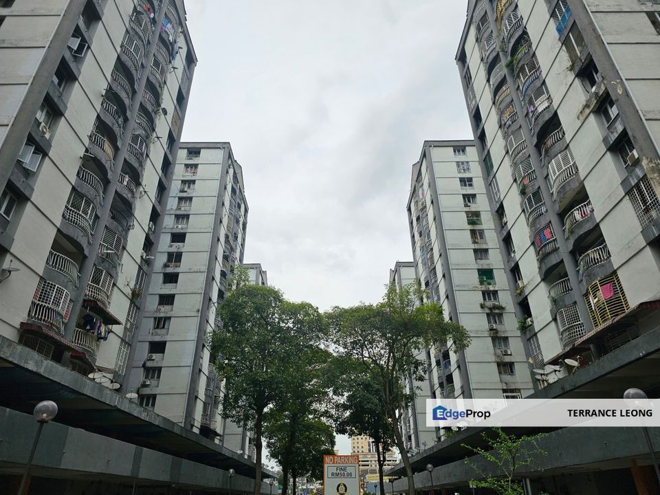 Grandeur Tower condominium pandan indah , Selangor, Cheras