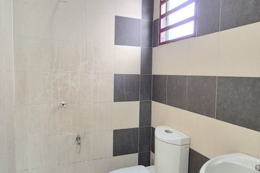 Taman Pengkalan Precinct 18