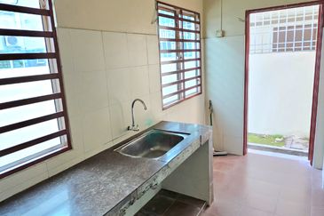 Taman Pengkalan Precinct 18