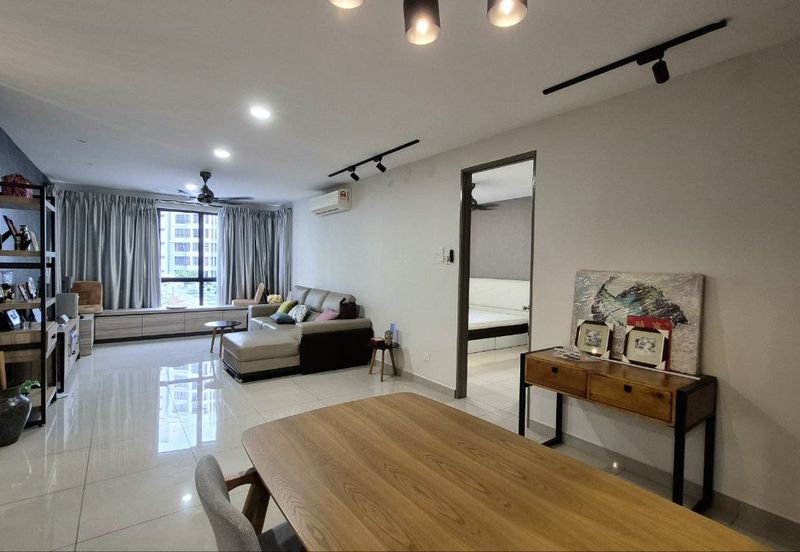 Upper East @ Tiger Lane