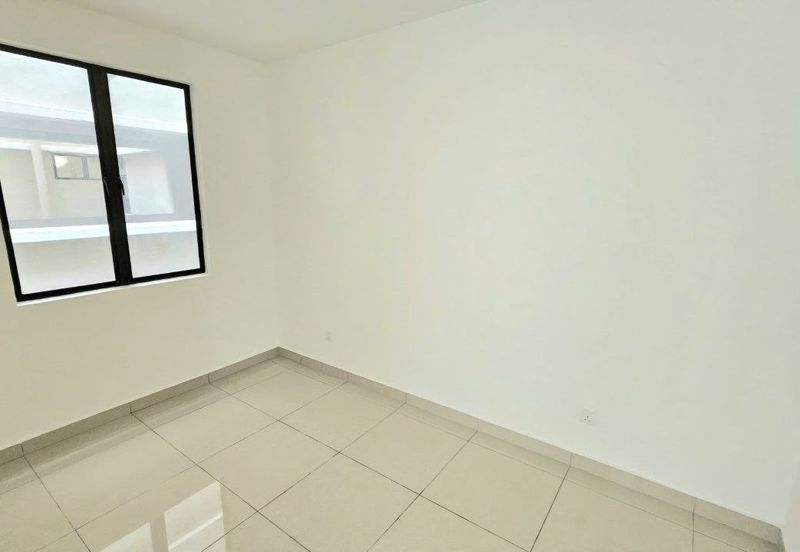 Upper East @ Tiger Lane