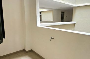 Upper East @ Tiger Lane