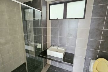 Upper East @ Tiger Lane