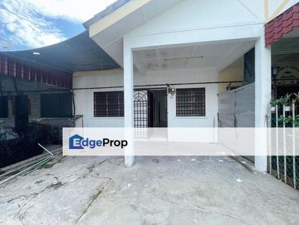 Batu Gajah Pusing Lahat station 18 repaint single storey house for sale, Perak, Kinta