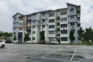 D'Aman Residences, Meru