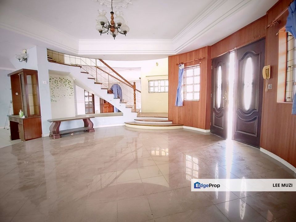 Greentown near Tiger Lane Ipoh Parade Ipoh Canning Garden Kinta City huge size freehold bungalow for rent/sale, Perak, Ipoh