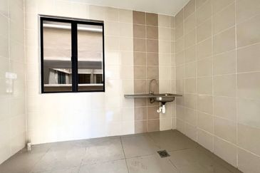 Upper East @ Tiger Lane