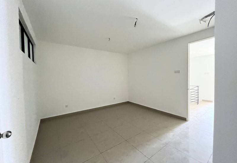 Upper East @ Tiger Lane