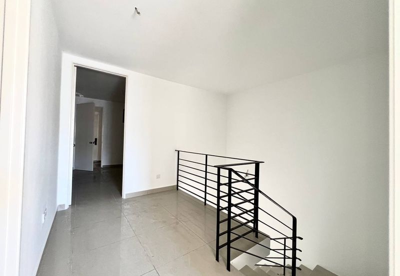 Upper East @ Tiger Lane