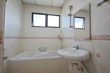 MERU VALLEY RESORT (GOLF VISTA APARTMENT