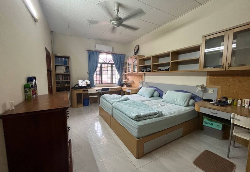 PASIR PUTEH/PENGKALAN