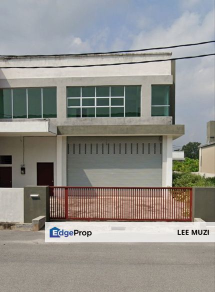 BATU GAJAH PERDANA NEAR PENGKALAN LAHAT BATU GAJAH SIPUTEH 1.5 SEMI D FACTORY WAREHOUSE FOR RENT, Perak, Batu Gajah
