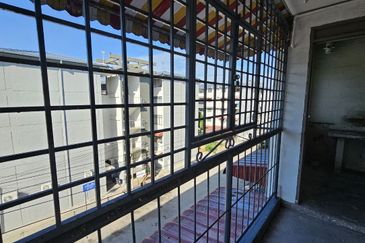 RUMAH PANGSA BERCHAM