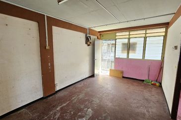 RUMAH PANGSA BERCHAM