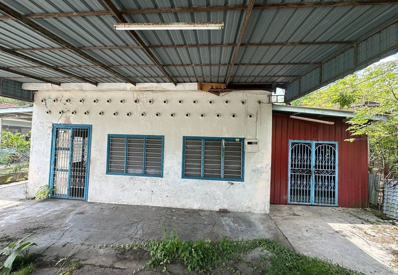 KAMPUNG BARU MENGLEMBU