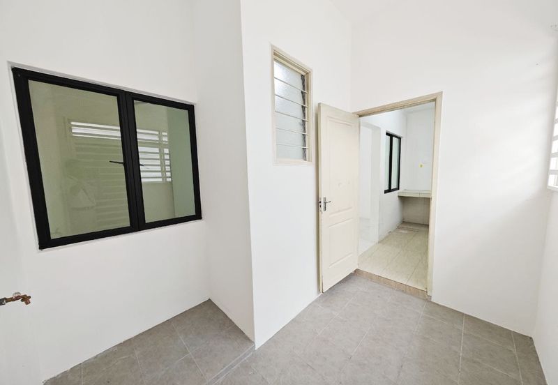 Taman Pengkalan Tiara