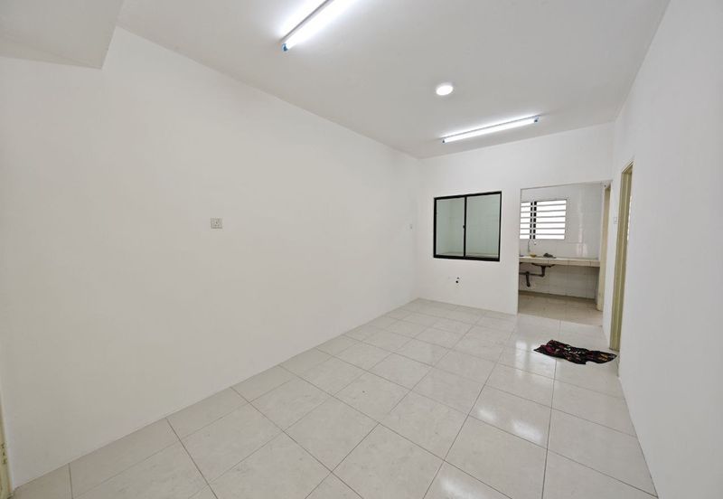 Taman Pengkalan Tiara