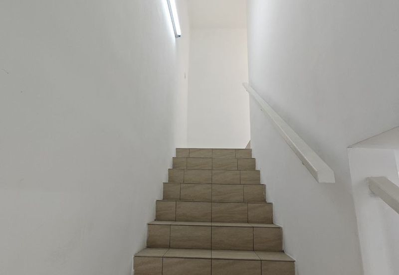 Taman Pengkalan Tiara