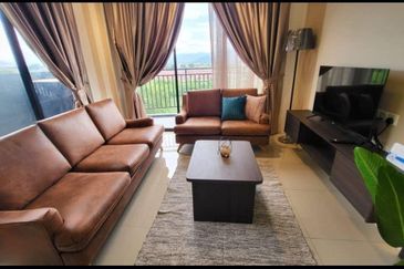 THE COVE HILLSIDE RESIDENCE