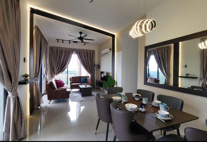 THE COVE HILLSIDE RESIDENCE