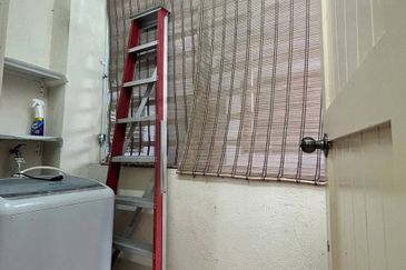 Alpine Village Apartment