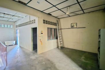 1Tawas Business Centre