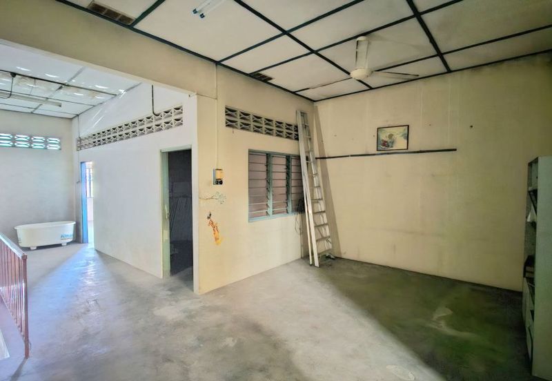 1Tawas Business Centre