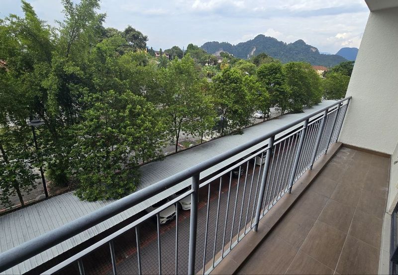 Upper East @ Tiger Lane