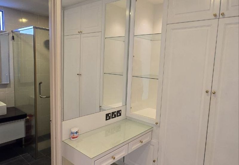 Upper East @ Tiger Lane