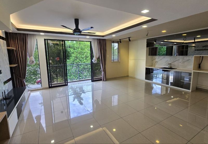 Upper East @ Tiger Lane